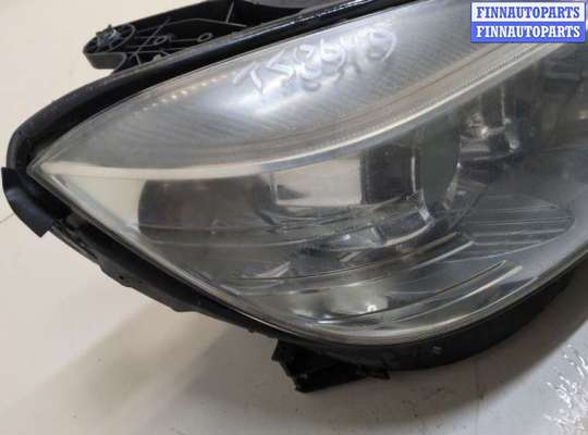 Фара передняя на Mercedes-Benz C (W204)