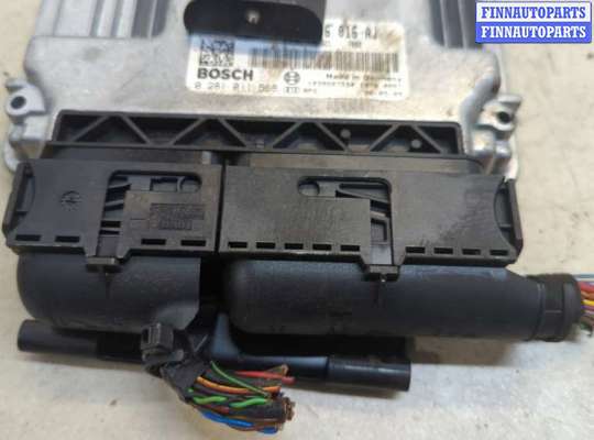 купить Блок управления двигателем на Volkswagen Transporter 5 2003-2009