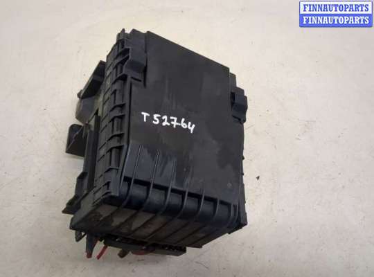 купить Блок предохранителей на Volkswagen Golf Plus