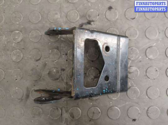 Кронштейн прочее на Volkswagen Touran I (1T)