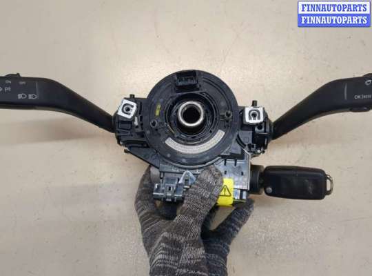 купить Переключатель поворотов и дворников (стрекоза) на Volkswagen Golf 5 2003-2009