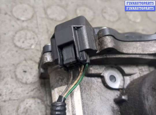 Заслонка дроссельная на Renault Laguna III