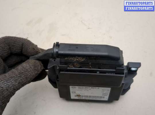 купить Блок управления стояночным тормозом на Volkswagen Passat 6 2005-2010