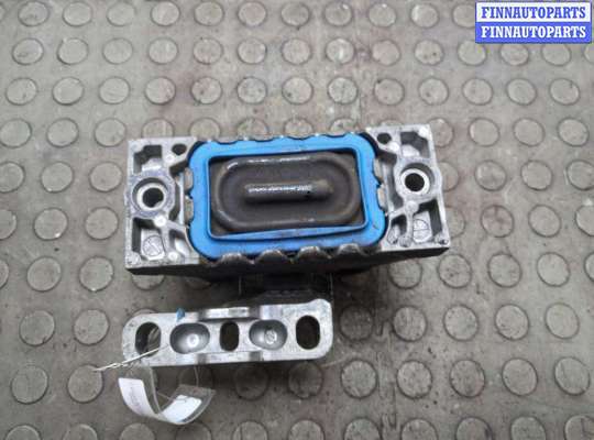 Подушка крепления двигателя VG2762571 на Volkswagen Passat CC 2008-2012