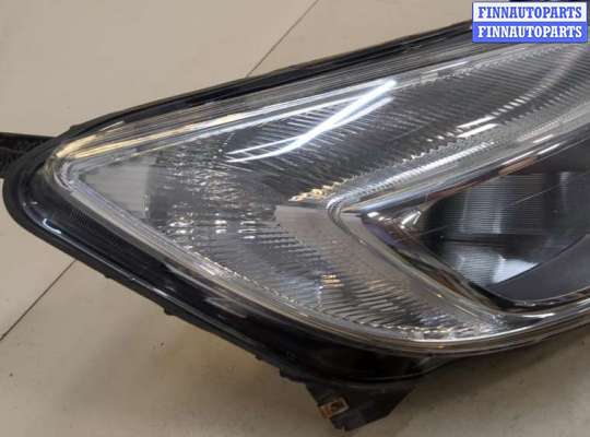 Фара передняя на Opel Astra J