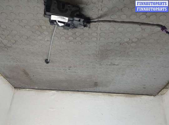 Замок боковой двери на Mercedes-Benz ML / GLE (W166)