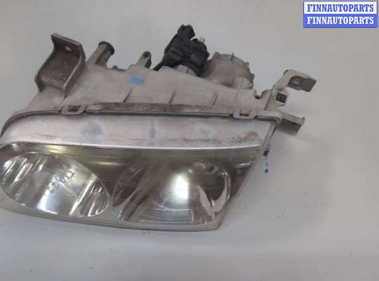 Фара передняя на Hyundai Trajet
