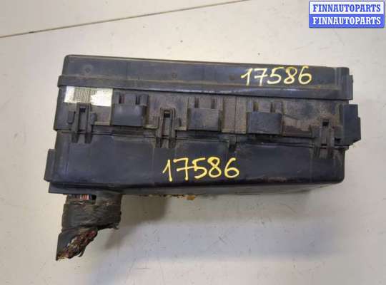 купить Блок предохранителей на Ford Explorer 2001-2006