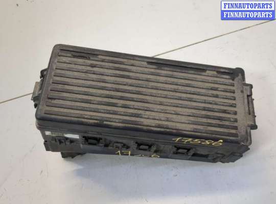 купить Блок предохранителей на Ford Explorer 2001-2006