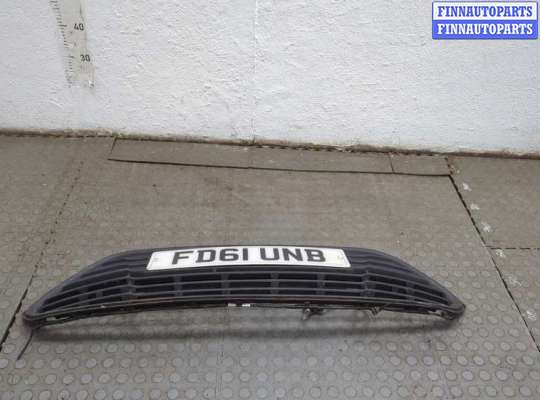 Заглушка (решётка) бампера FO2158479 на Ford Mondeo 4 2007-2015