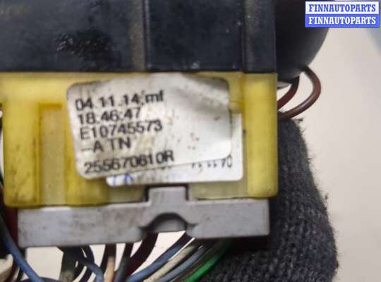 купить Переключатель поворотов на Renault Trafic 2014-2025