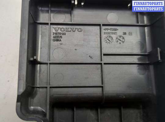 купить Блок предохранителей на Volvo S90 2016-2020