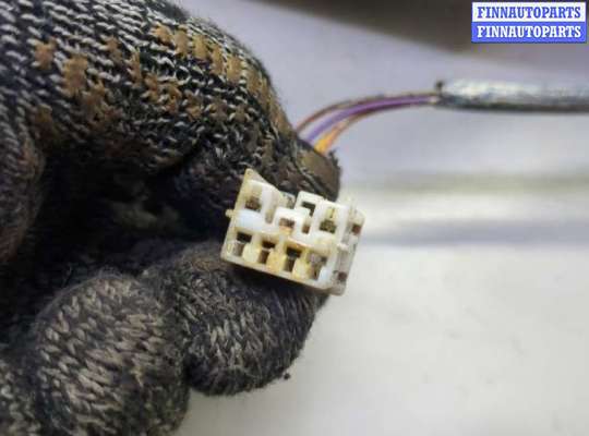 купить Зеркало боковое на Volvo S40 / V40 1995-2004