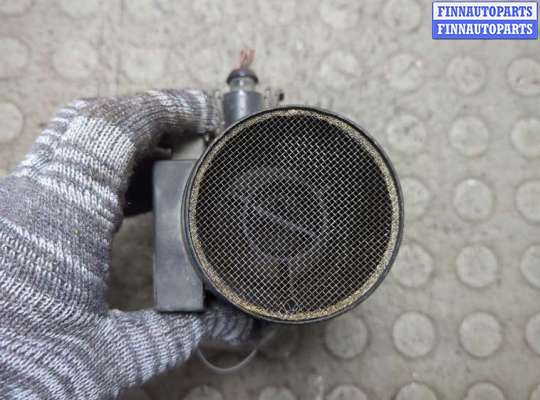 купить Измеритель потока воздуха (расходомер) на Audi A4 (B5) 1994-2000