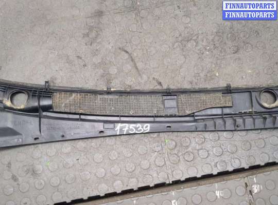 купить Жабо под дворники (дождевик) на Lexus LX 1998-2007