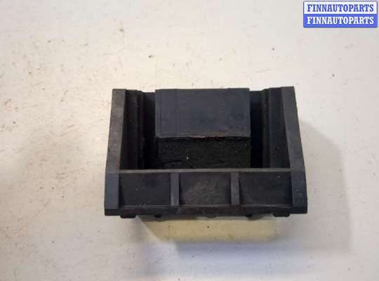 купить Кронштейн радиатора на BMW X5 E70 2006-2013