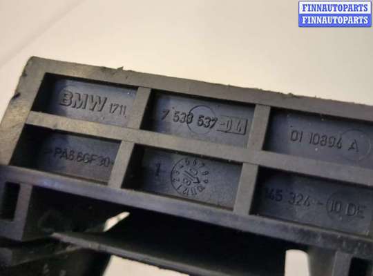 купить Кронштейн радиатора на BMW X5 E70 2006-2013