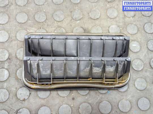 Воздухозаборник на Volkswagen Passat B6 (3C)