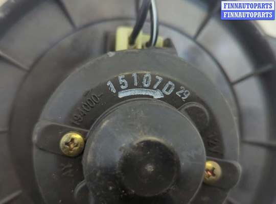 купить Двигатель отопителя (моторчик печки) на Toyota Matrix 2002-2008