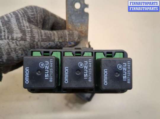 купить Блок реле на Audi A6 (C6) 2004-2011