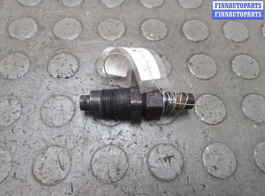 купить Форсунка топливная на Mitsubishi Montero Sport / Pajero Sport 1996-2008