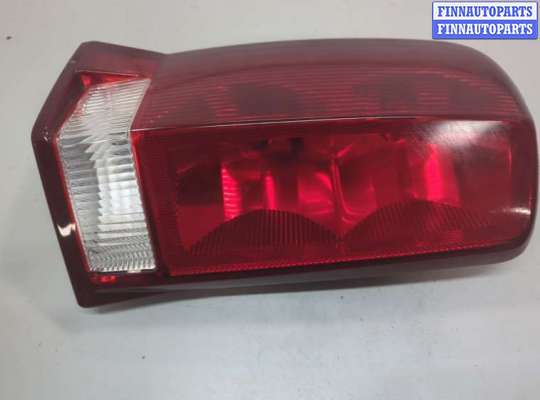 Фонарь задний на Cadillac Escalade II (GMT 800)