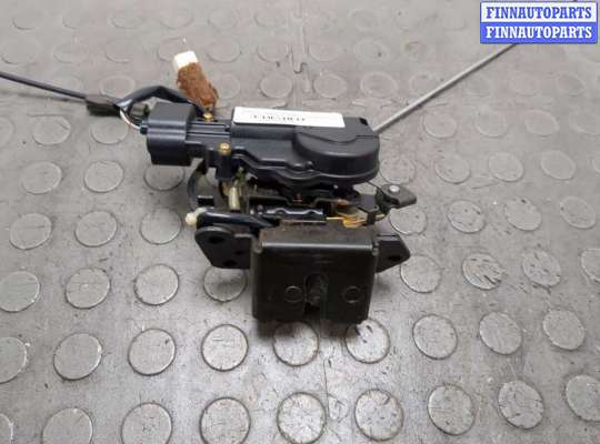 купить Замок багажника на Pontiac Vibe 1 2002-2008