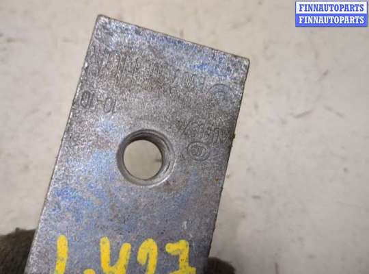 купить Петля двери на BMW X5 E70 2006-2013