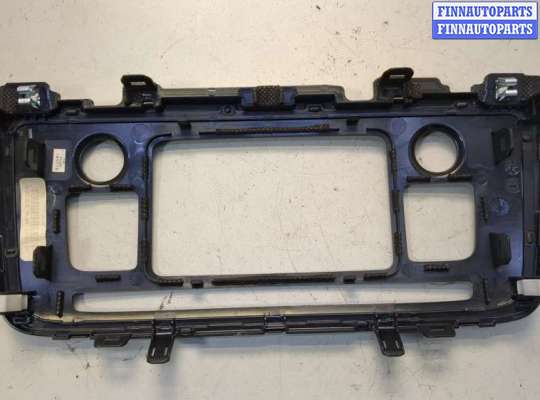 Рамка магнитолы на Kia Optima IV (JF)