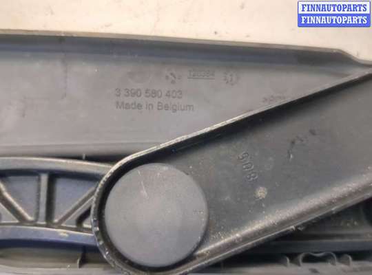 купить Щеткодержатель на Volkswagen Touareg 2010-2014