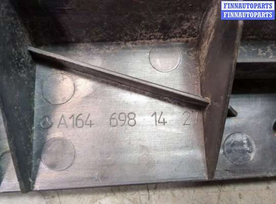 купить Кронштейн порога на Mercedes ML W164 2005-2011