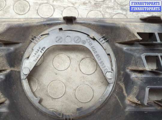 купить Решетка радиатора на Volkswagen Polo 2005-2009