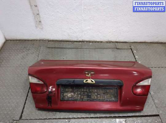Обшивка крышки (двери) багажника DE39382 на Daewoo Lanos 1997-2008