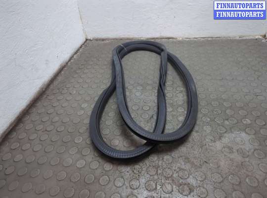 купить Уплотнитель на Ford Fusion 2017-2020 USA