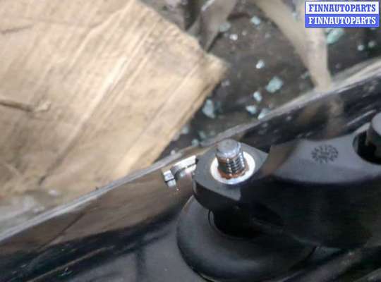 купить Щеткодержатель на Volvo XC90 2002-2014