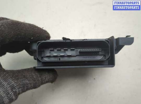 купить Блок управления стояночным тормозом на Volkswagen Passat CC 2008-2012