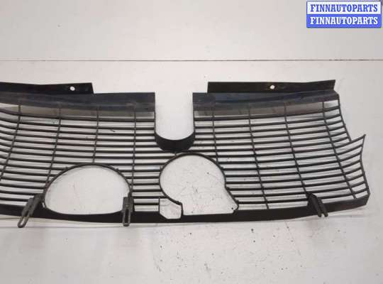 купить Решетка радиатора на Mercedes E W210 1995-2003