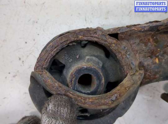 купить Кронштейн редуктора на Toyota Highlander 1 2001-2007