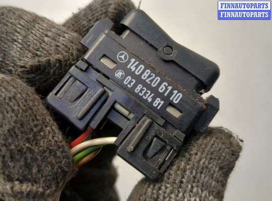 купить Кнопка стеклоподъемника (блок кнопок) на Mercedes S W140 1991-1999