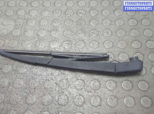 Купить Щеткодержатель на Mercedes C W204 2006-2015 Щеткодержатель MB1686462 на Mercedes C W204 2006-2015