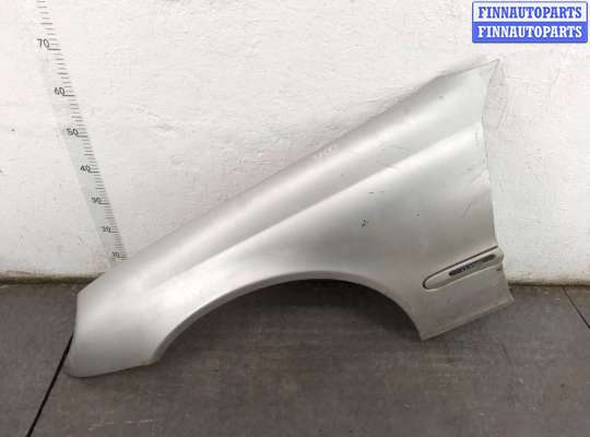 Крыло MB1696861 на Mercedes C W203 2000-2008