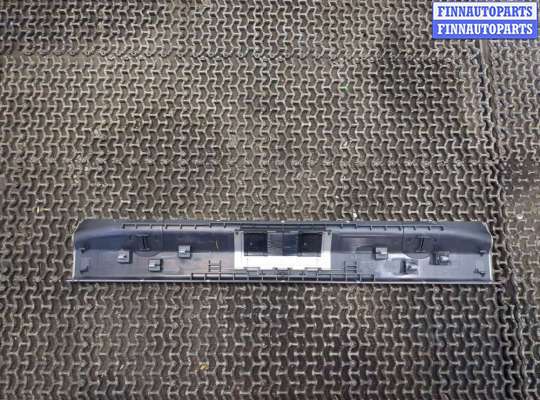 купить Пластик (обшивка) внутреннего пространства багажника на Porsche Panamera 2009-2016