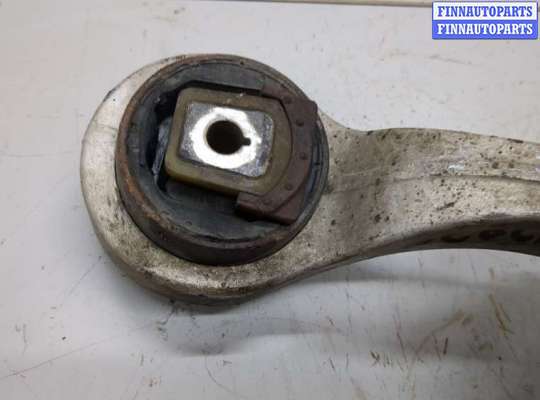 Рычаг подвески на Audi A8 (D3, 4E)
