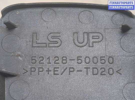купить Заглушка буксировочного крюка на Lexus LS460 2006-2012