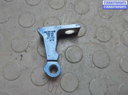 купить Петля двери на Volkswagen Jetta 6 2010-2018