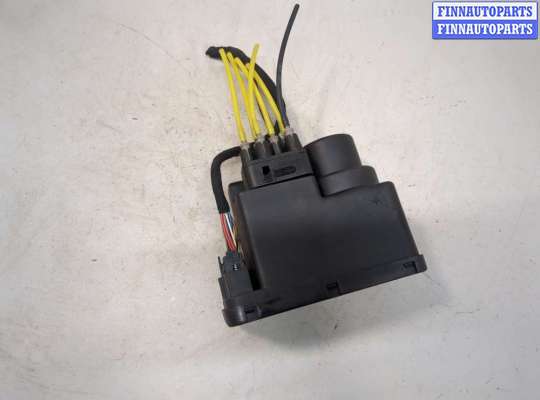 купить Компрессор центрального замка на Mercedes C W202 1993-2001