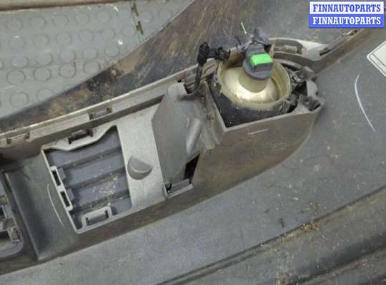 купить Решетка радиатора на Volvo S40 2004-