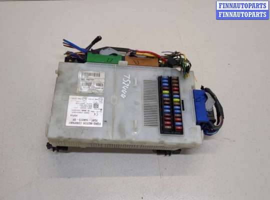Блок предохранителей FO1866445 на Ford Mondeo 4 2007-2015