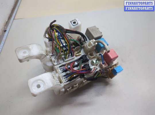 Блок предохранителей TT975304 на Toyota Prius 2003-2009