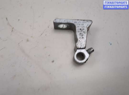Петля двери VG2310653 на Volkswagen Jetta 7 2018-